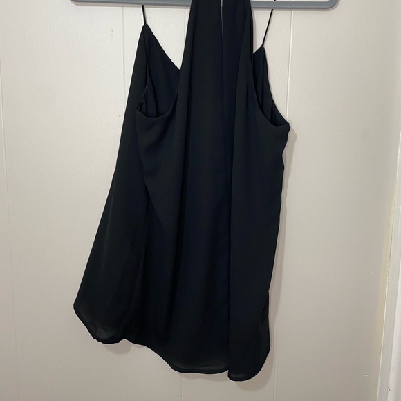 EXPRESS black camisole front pleats and brass buttons - Picture 5 of 6